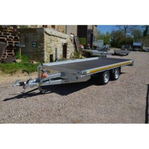 Remorque Eduard Plateau multi-usages 406 x 200 rampes et treuil PTAC 3000 kg